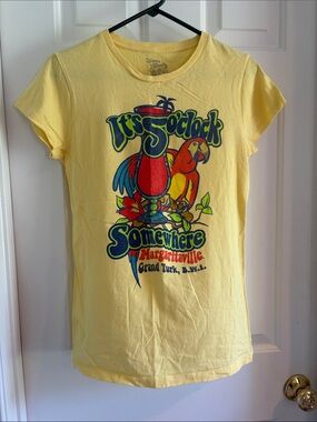 Margaritaville Yellow 'It's 5 O'clock Somewhere' Parrot Graphic Tee